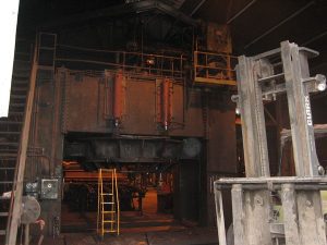 1400 Ton Hydraulic press before modernization